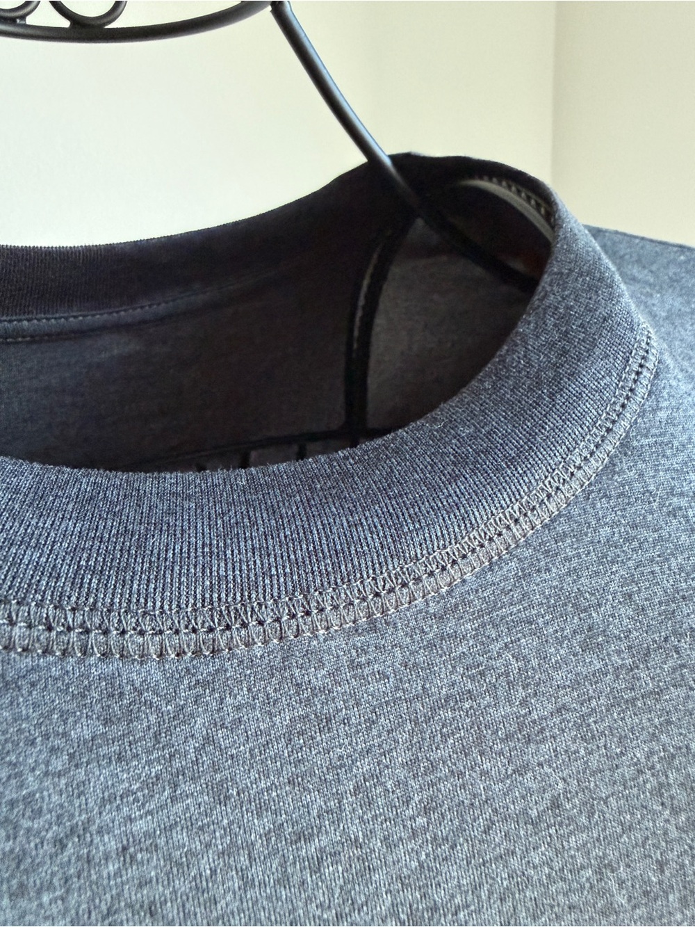 Viori dark grey energy top - Picture 3 of 4